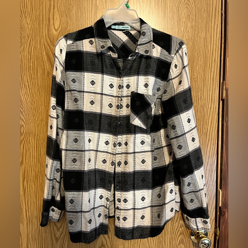 Black and Cream Plaid Button Down Shirt